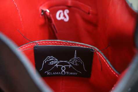 shopper black red inside branding